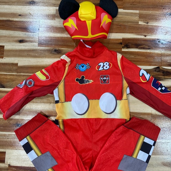🎃Disney Mickey Mouse Roadster Racer Toddler 2T - Picture 1 of 7